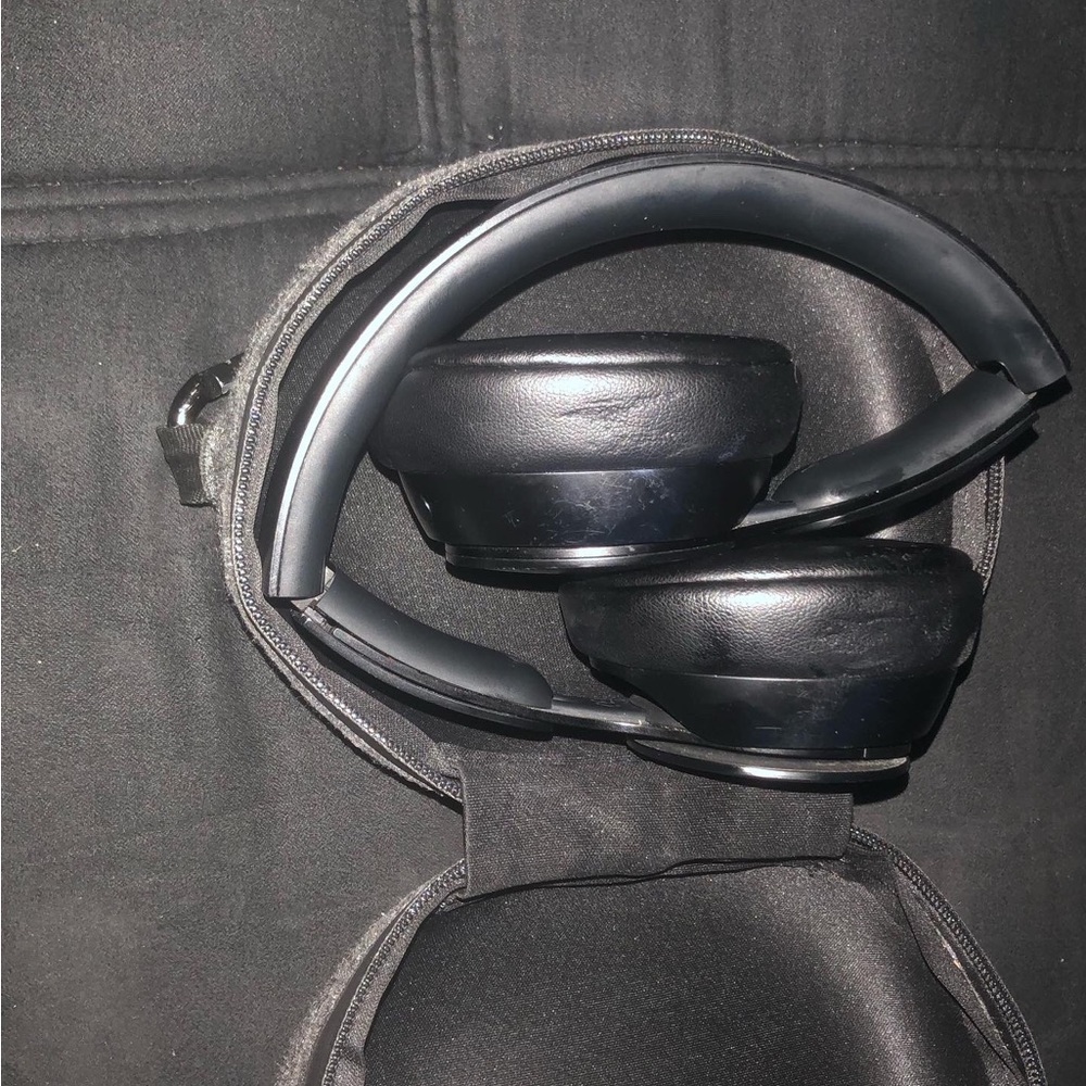 Beats solo pro